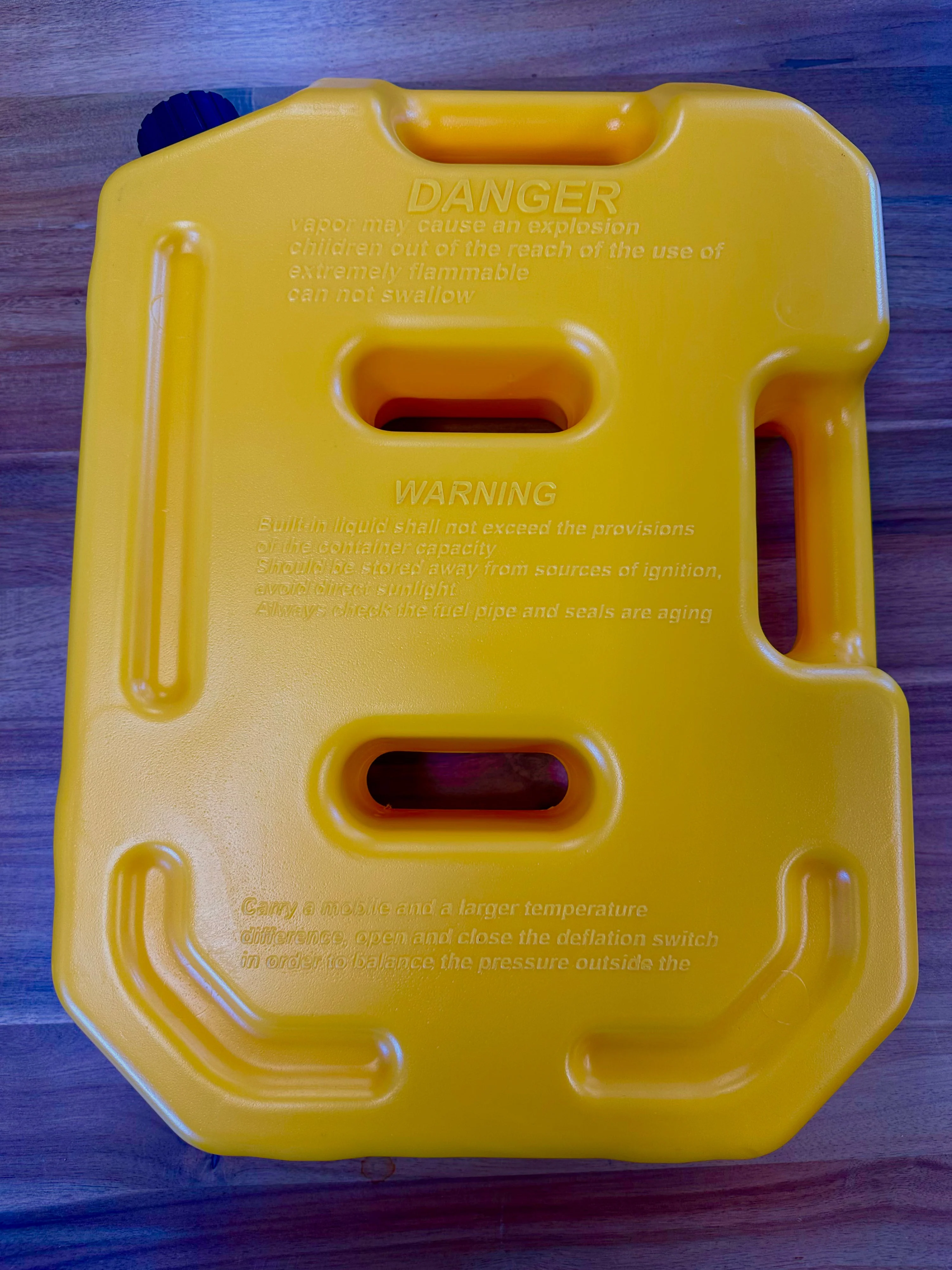 Aluminum Diesel Fuel Tank Storage Box - Image 7