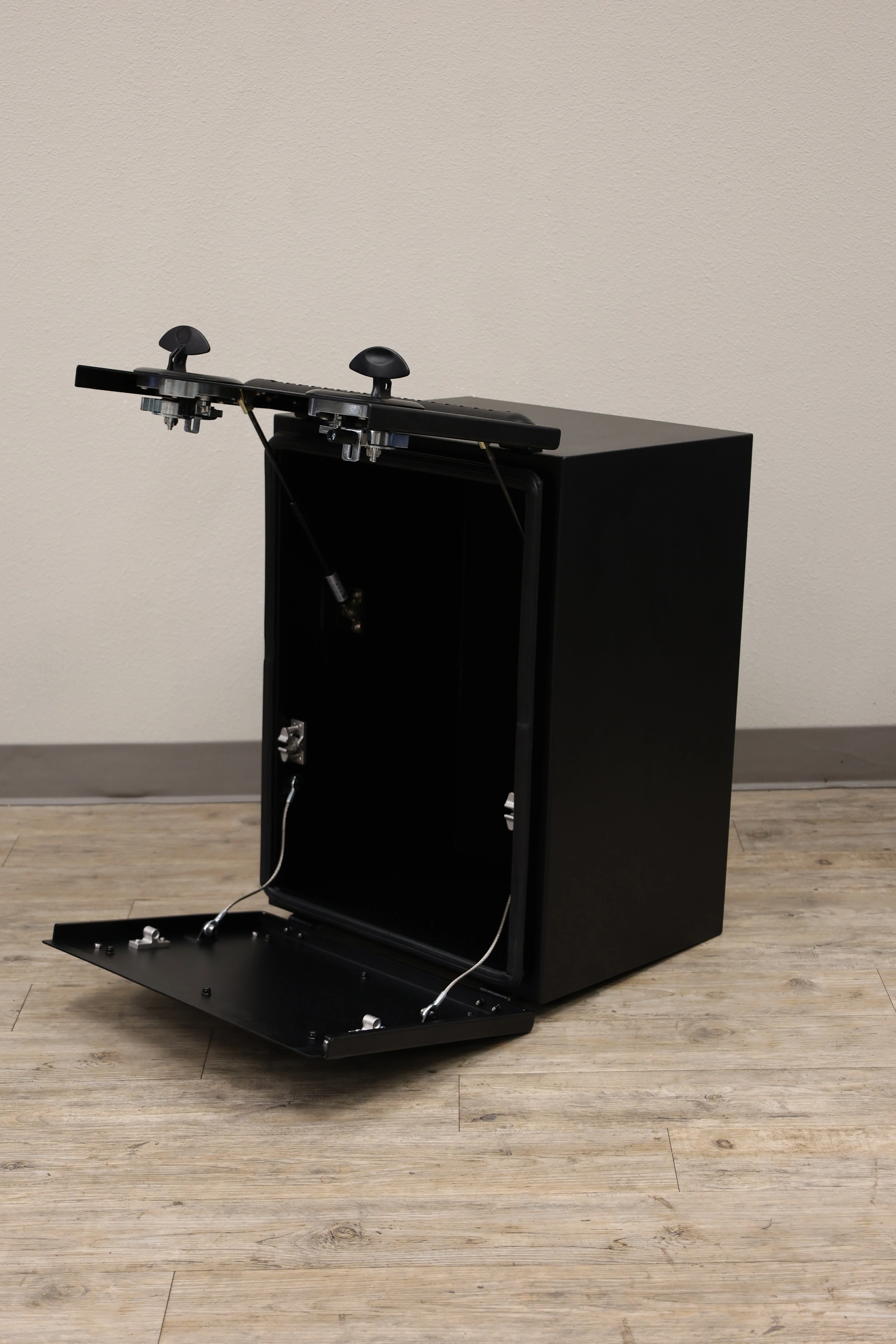 Aluminum Split Door Storage Box - Image 5