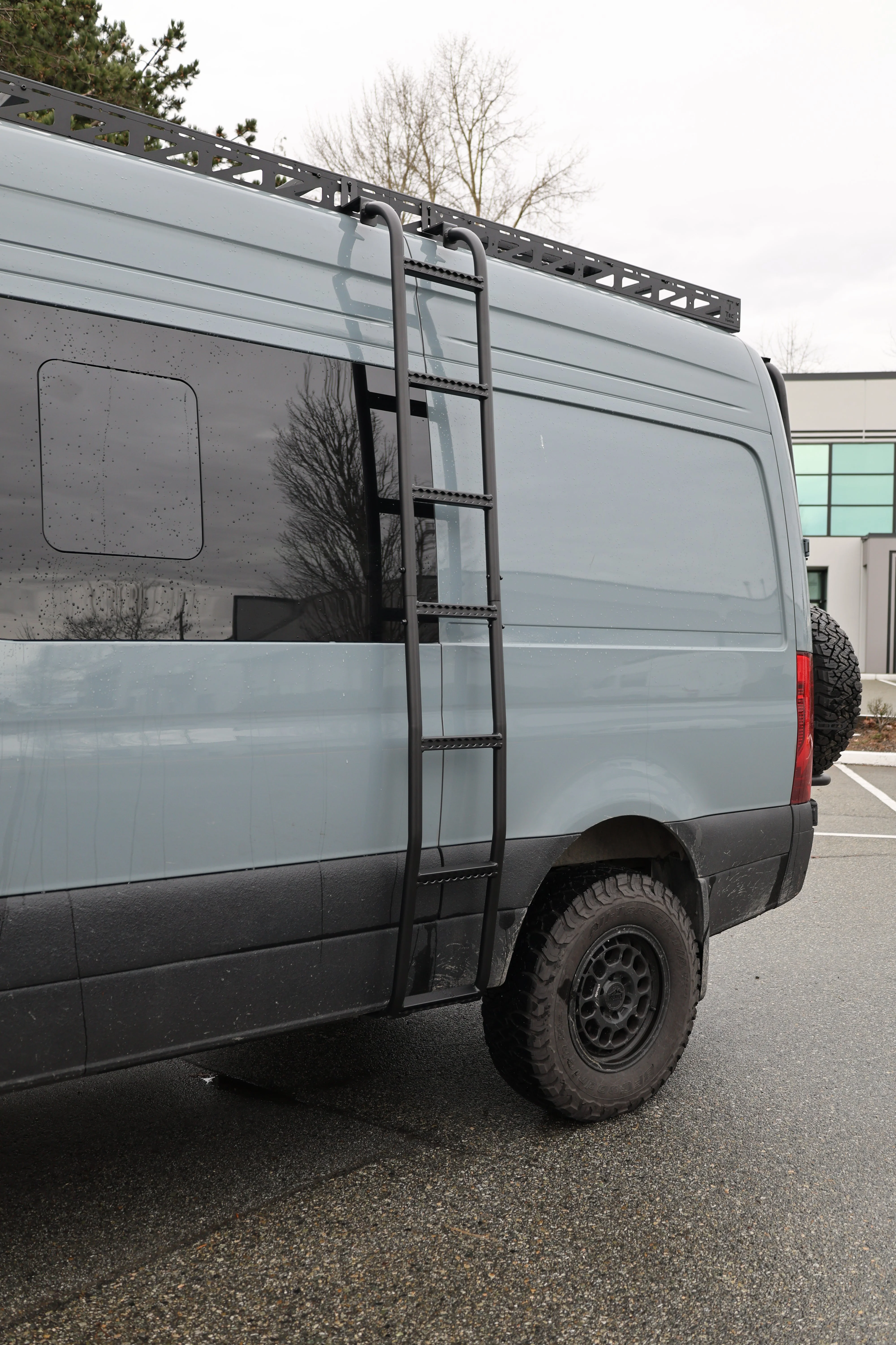 Aluminum Sprinter Side Ladder - High Roof - Image 5