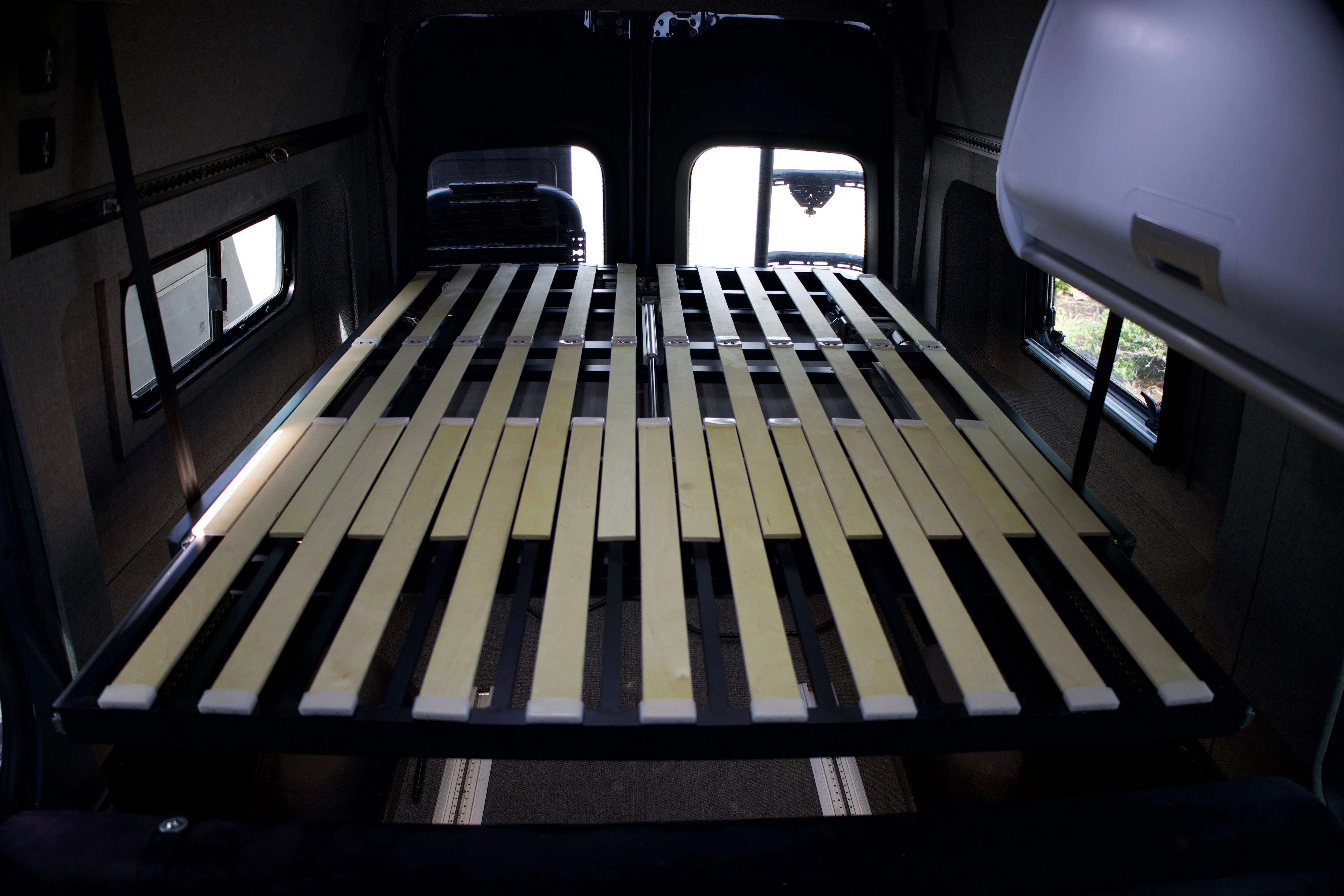 Camper Van Expandable Elevator Bed - Image 15