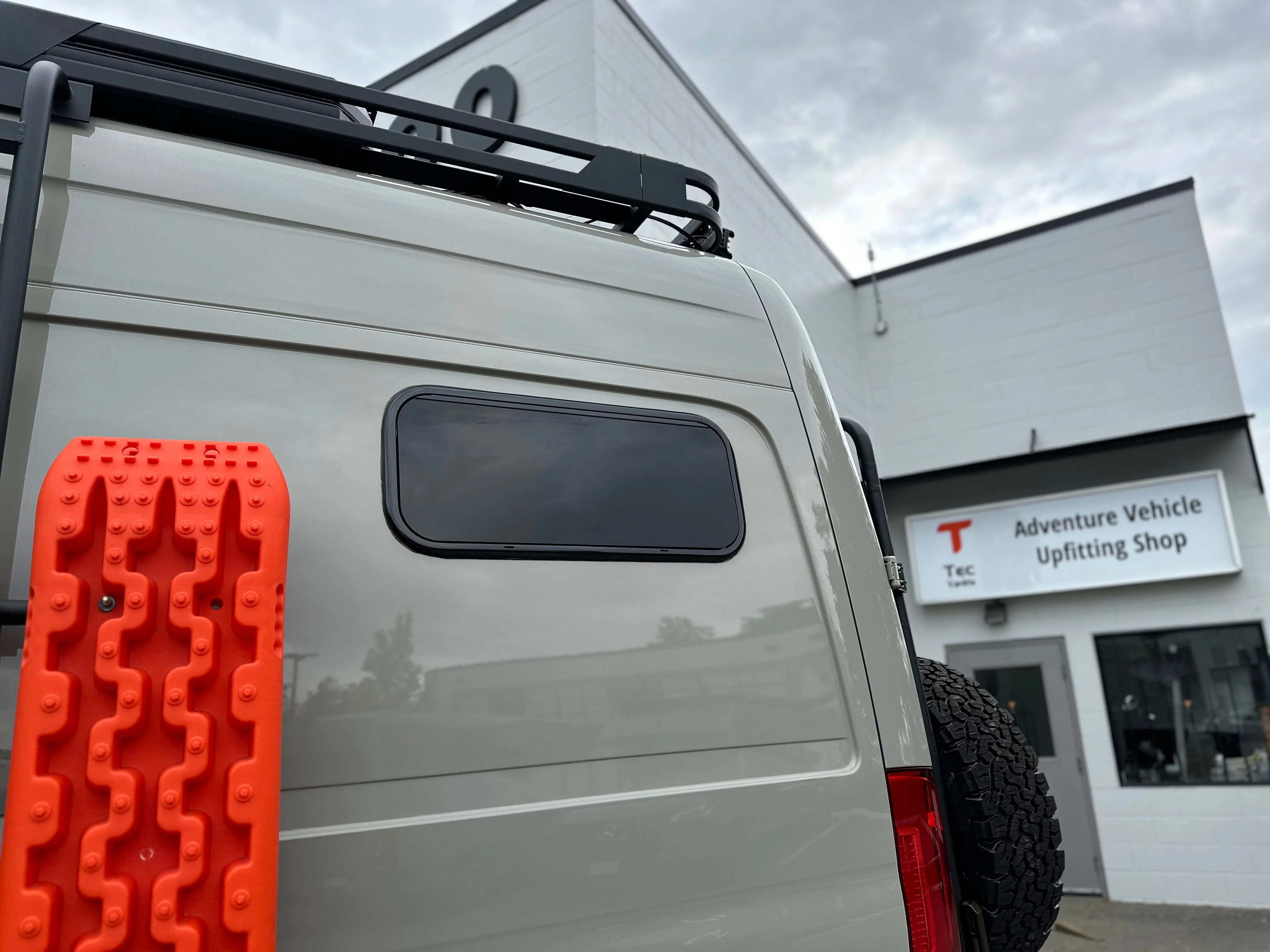 Camper Windows 700mmx300mm/27.56"x11.81" - Image 10