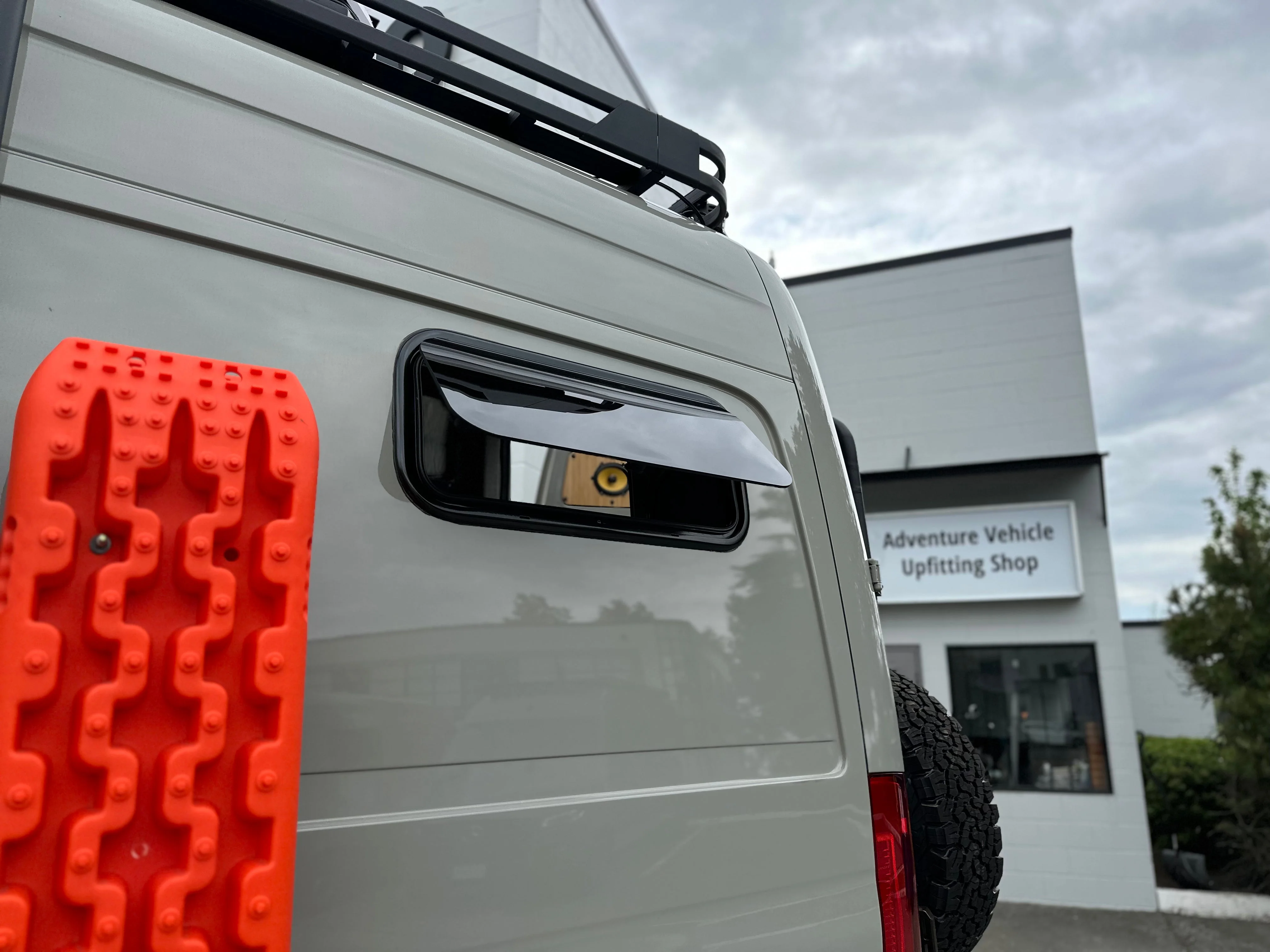 Camper Windows 700mmx300mm/27.56"x11.81" - Image 11