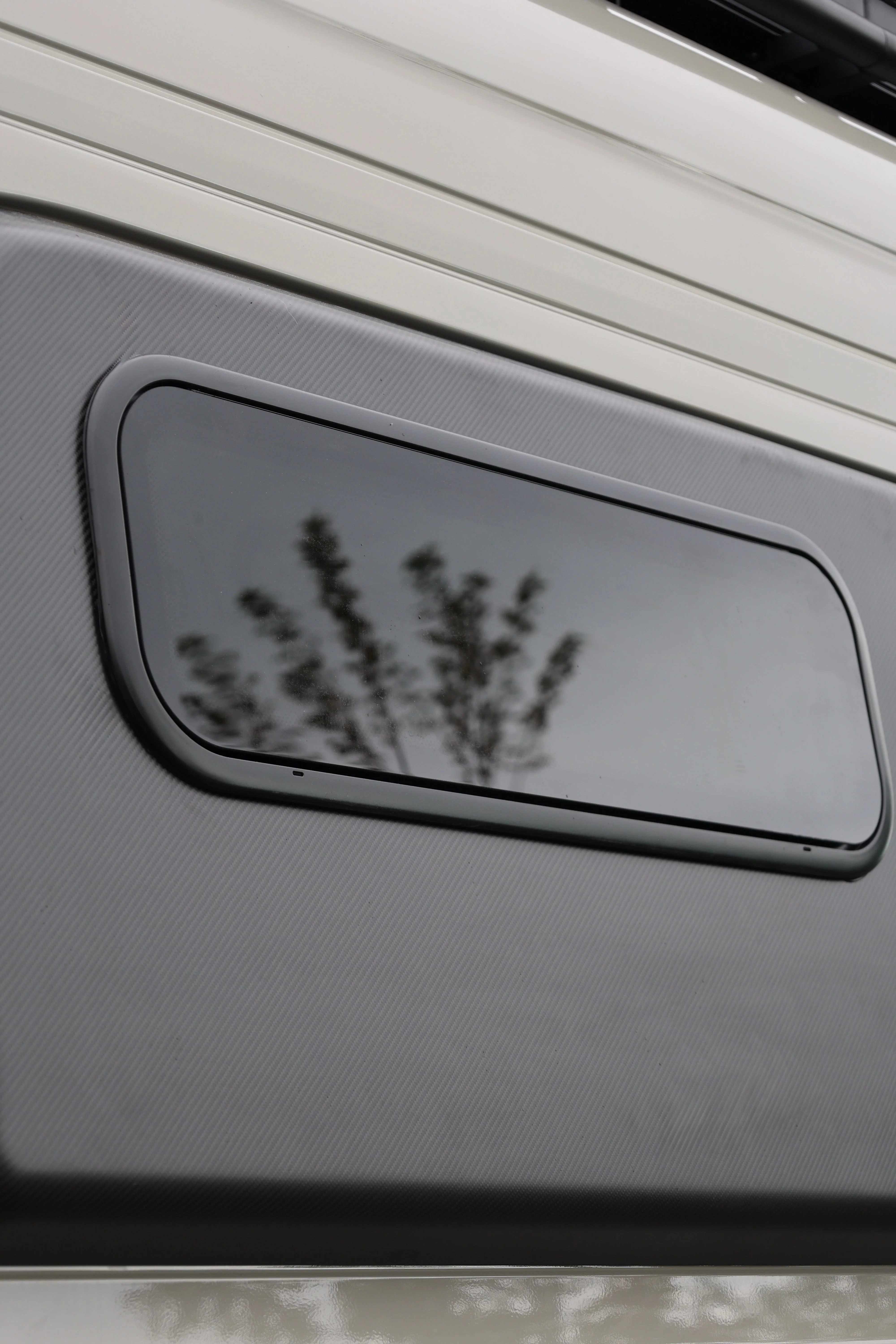 Glass & Acrylic Dual Pane Camper Window AW1033 - Image 10