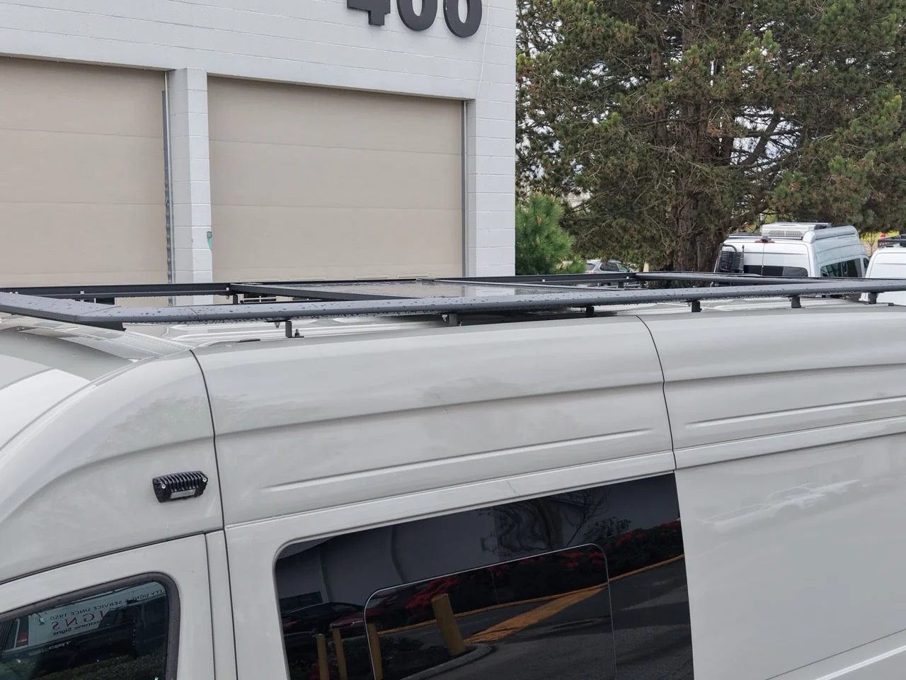 Roamlabx EDGE Roof Rack – Sprinter Low Profile Rack - Image 11