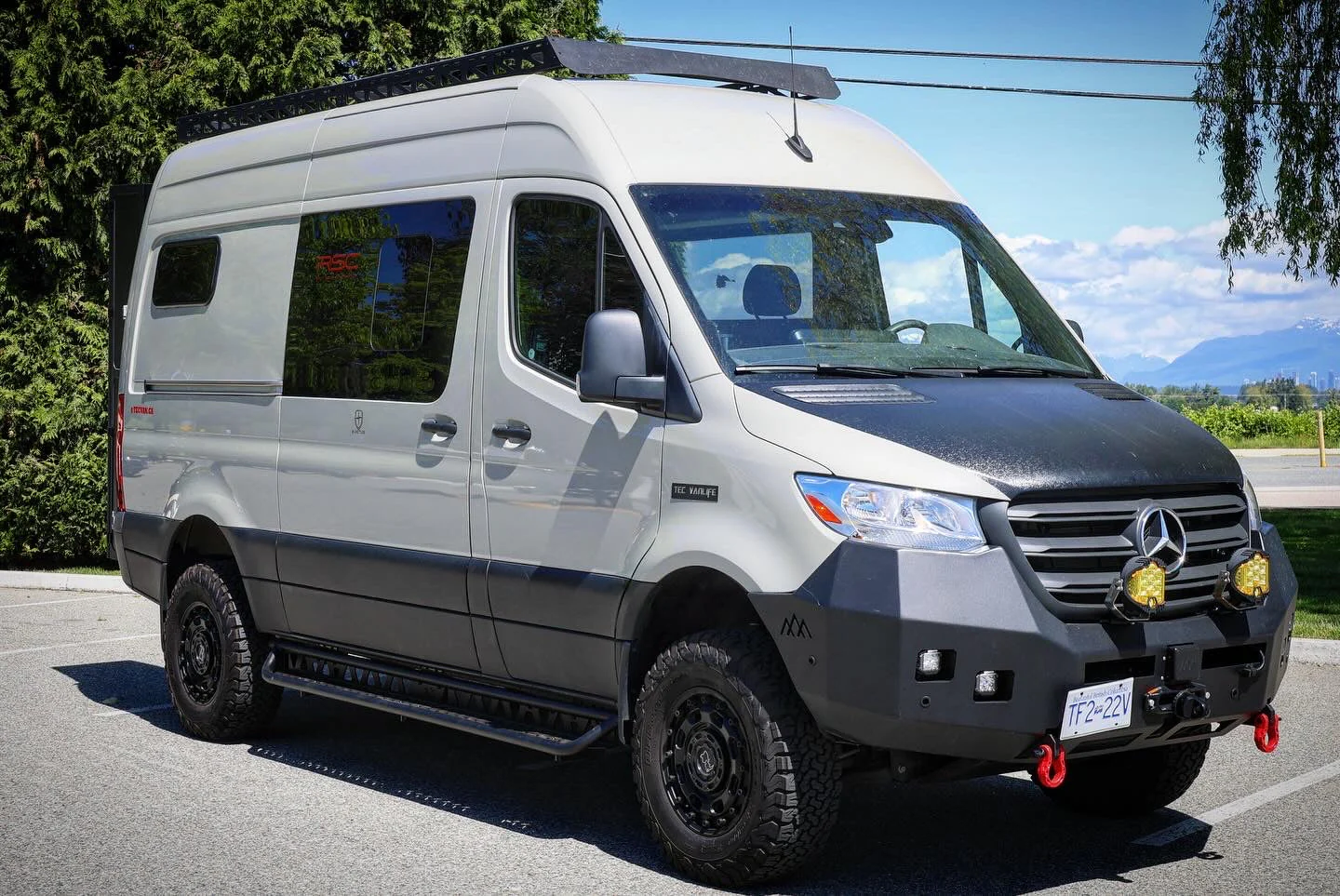 Sprinter Aluminum Running Boards With Drop-Down - Image 10