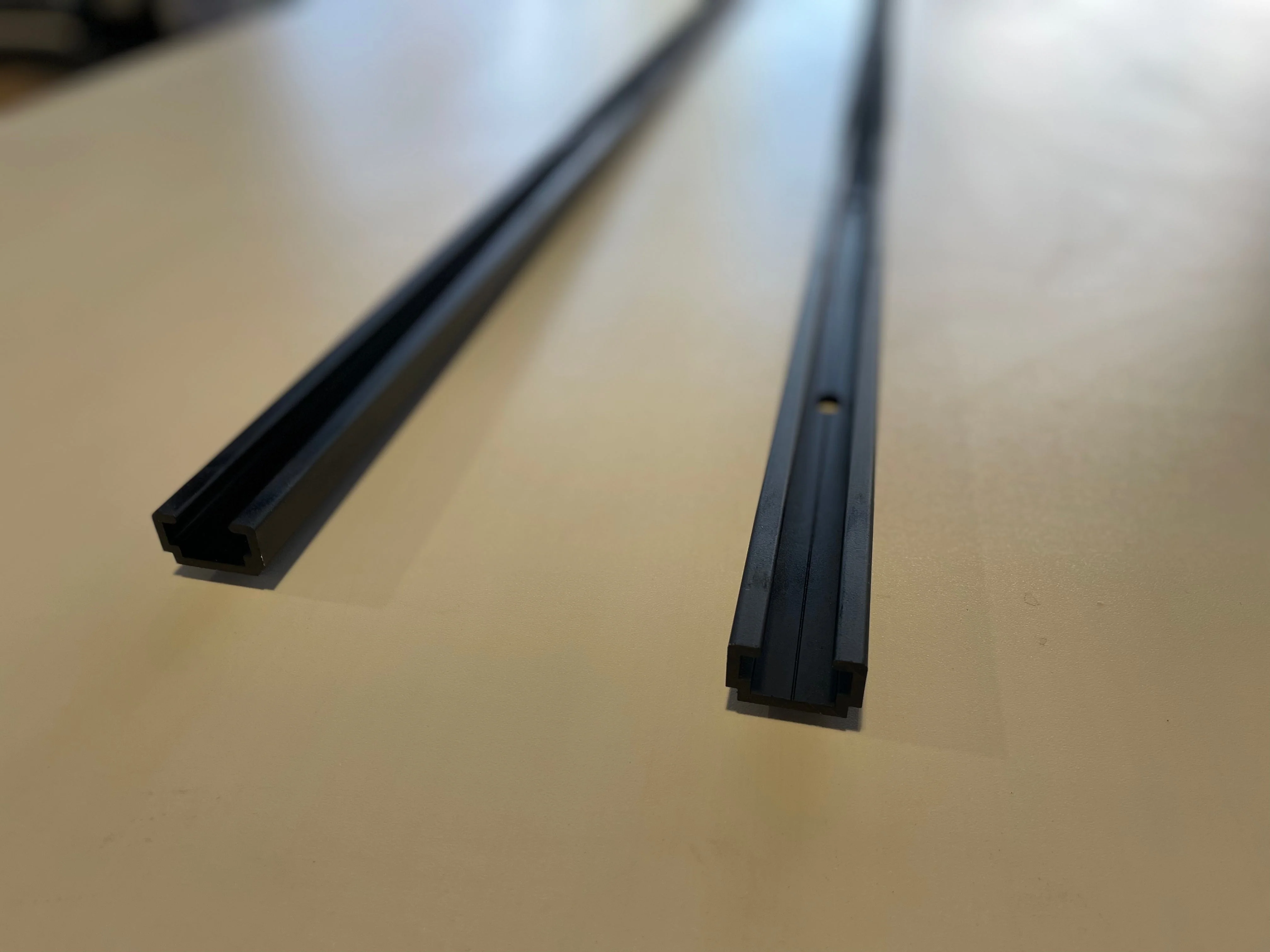 Sprinter Roof Rails | BLACK - Image 8