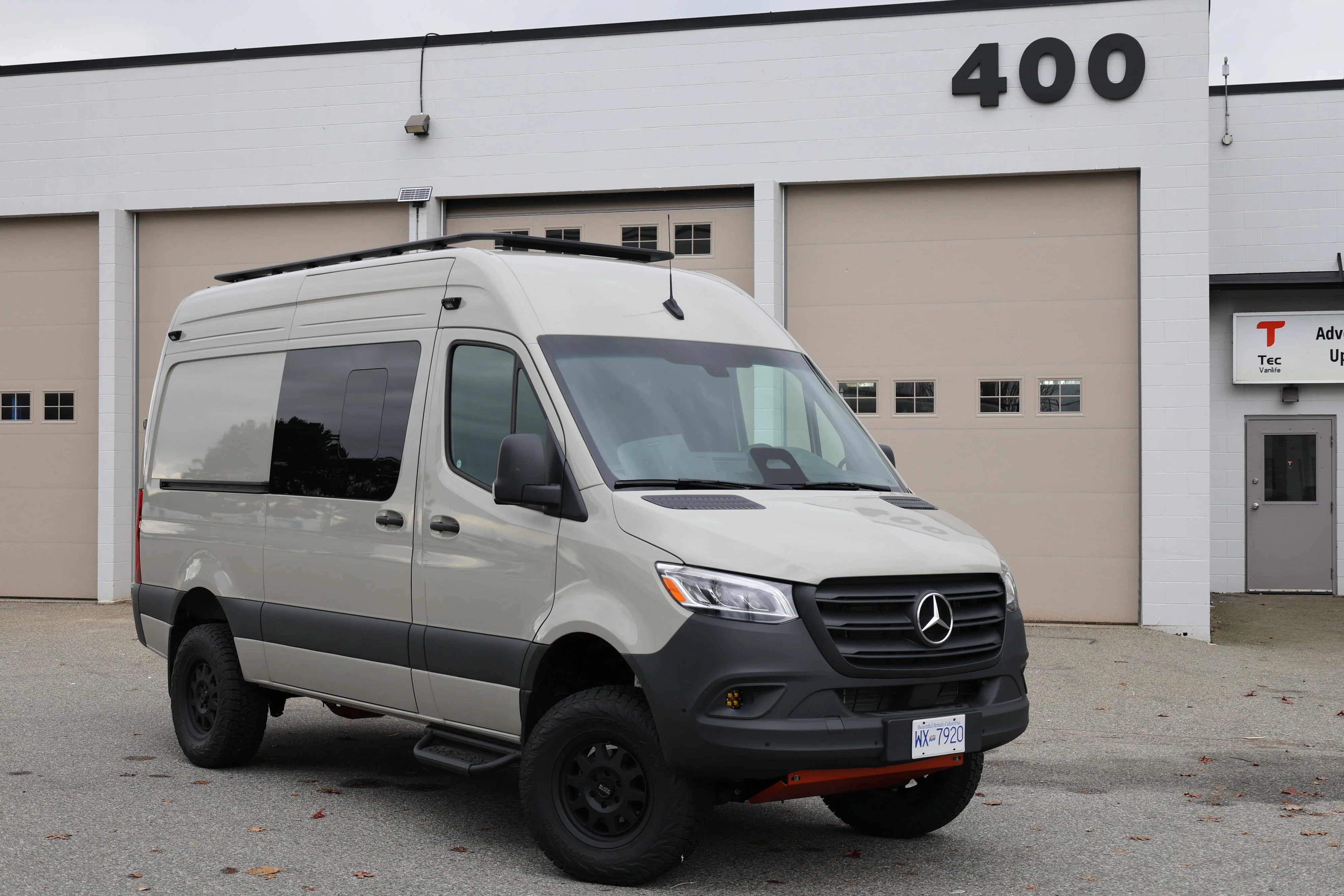 Sprinter Running Boards – Hexagon Series - Image 10