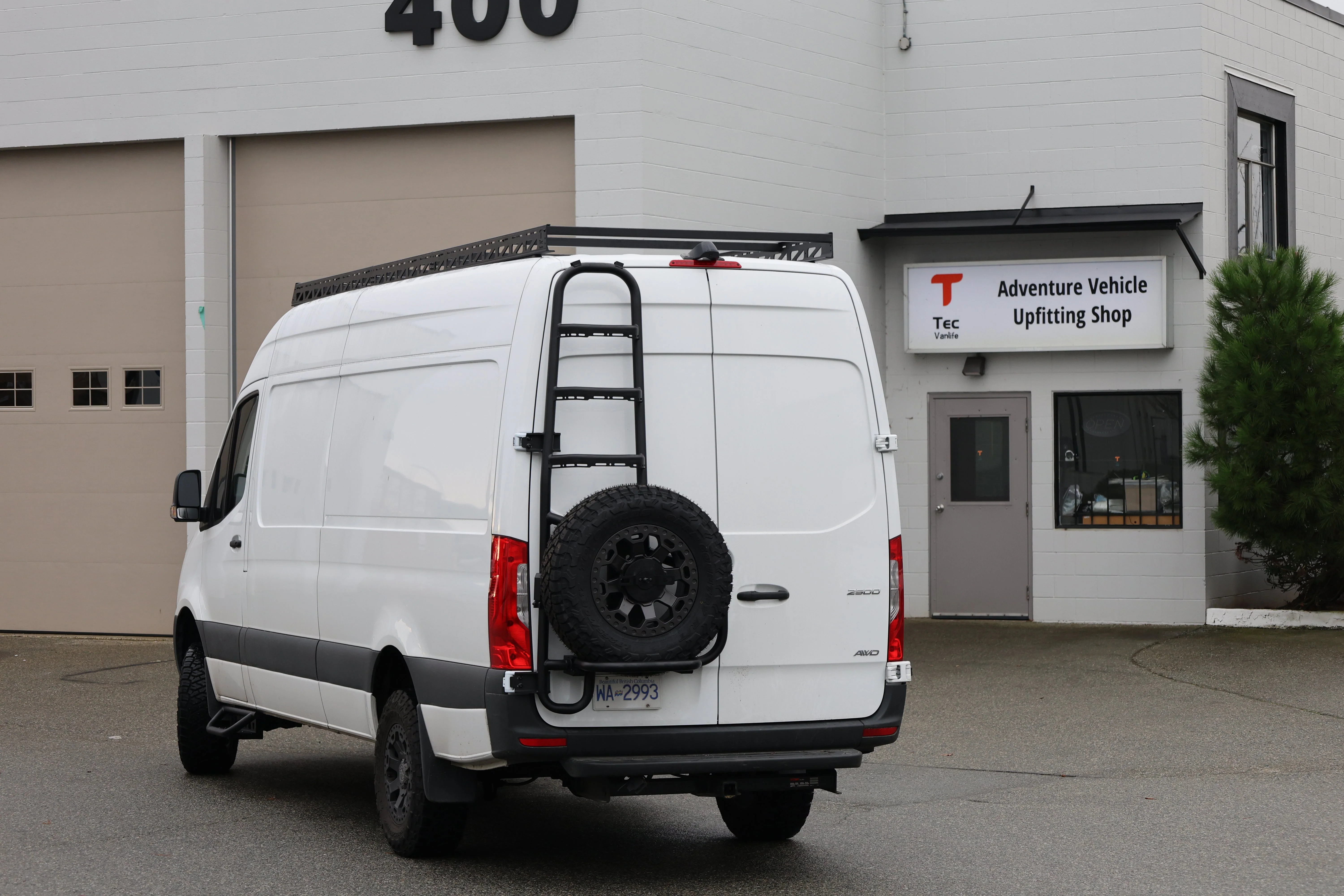 Sprinter two-in-one tire ladder carrier - Image 13