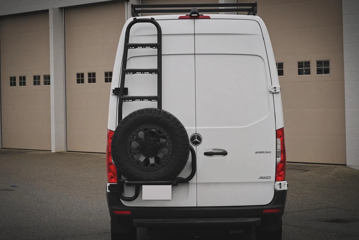 Sprinter two-in-one tire ladder carrier - Image 21