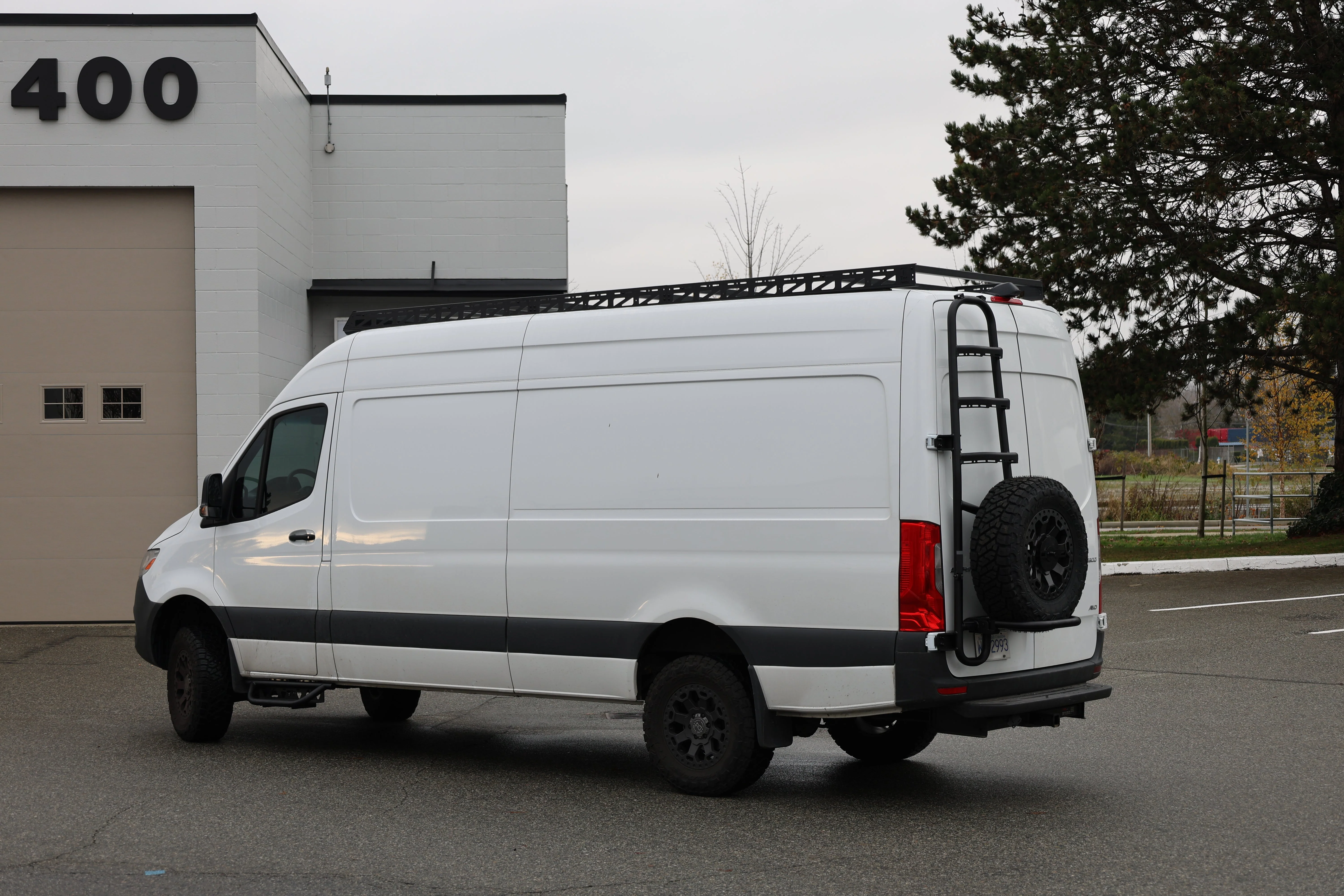 Sprinter two-in-one tire ladder carrier - Image 24