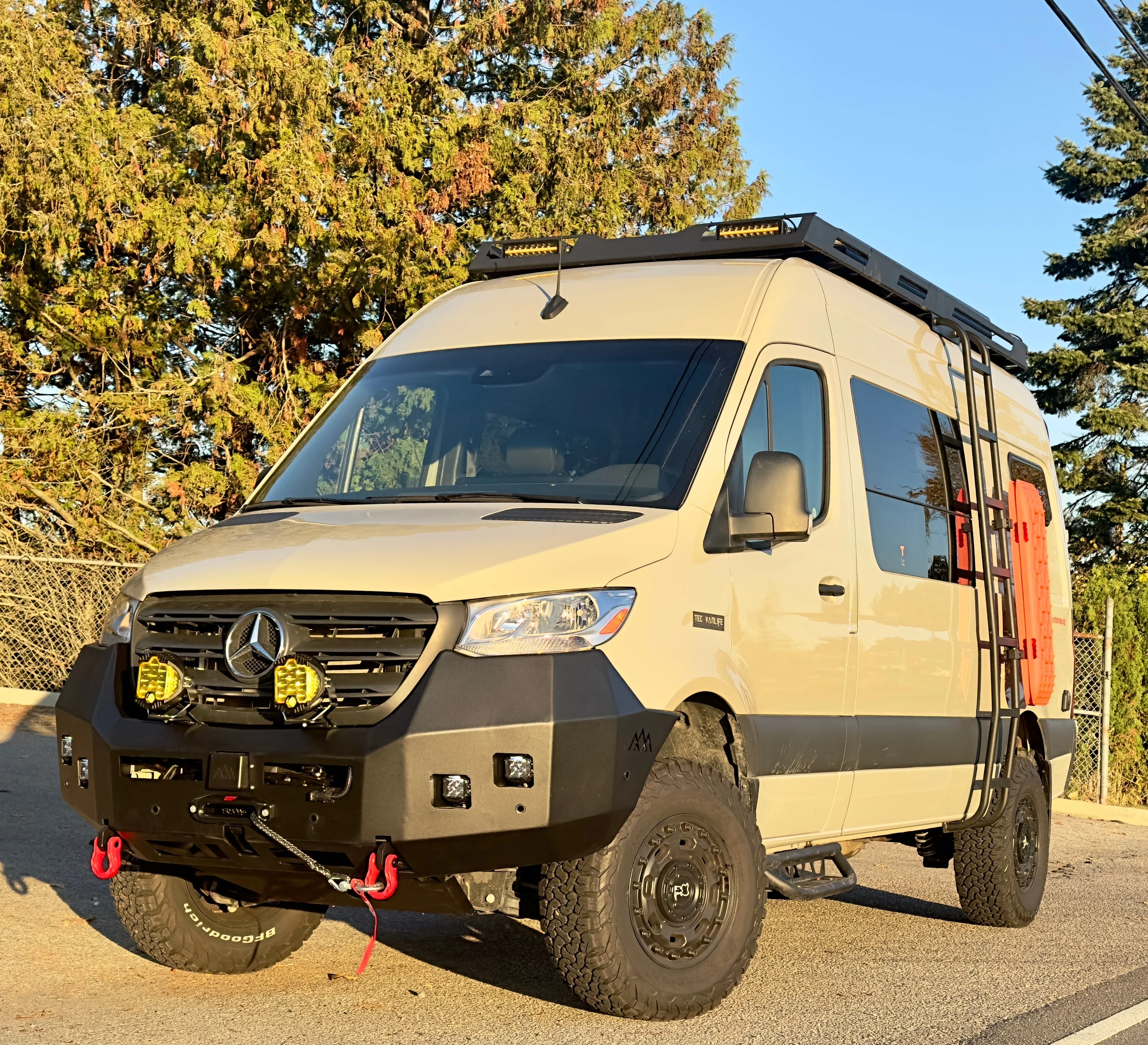 Running Boards - 3-Piece Set for Sprinters - Tec Vanlife - Image 9